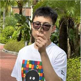 谭仁洲老师照片